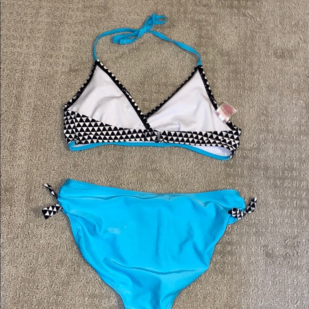 Kids Bikini - Picture 2 of 3